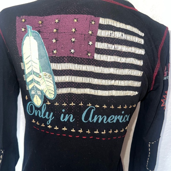 Double D Black Long Sleeve Graphic Top - Picture 11 of 14